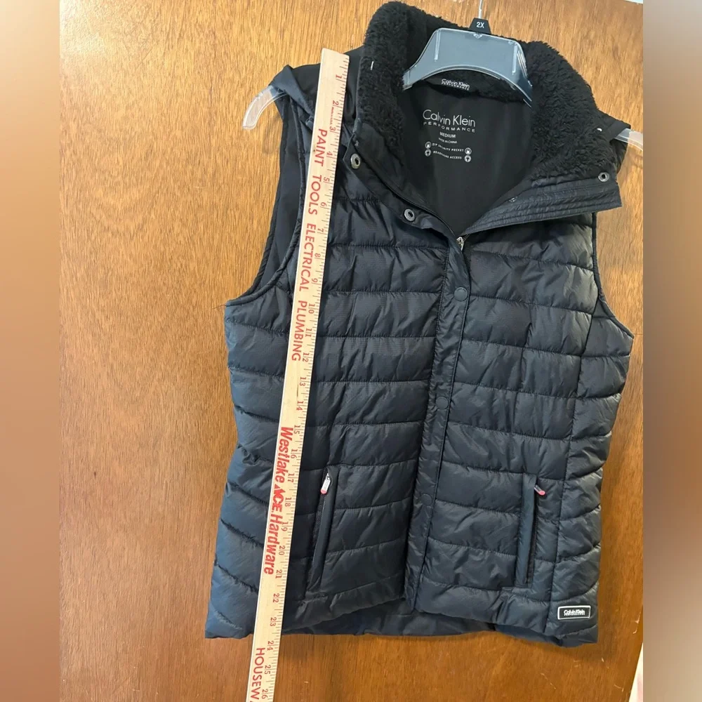 Calvin Klein Performance Black Puffer Vest w/ Hood & Pockets Womens Size Medium - Picture 2 of 9